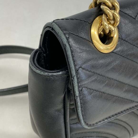 GUCCI Black Leather GG Marmont Shoulder Bag - Picture 8 of 16